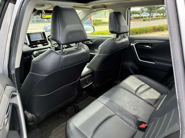 トヨタ ＲＡＶ４ ２．５ ハイブリッド Ｇ Ｅ－ＦＯＵＲ ４ＷＤ R1年 (甲信越・北陸) 99