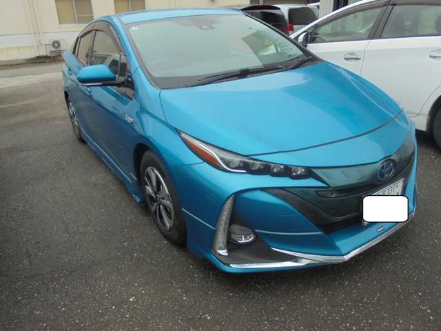 トヨタ プリウスＰＨＶ １．８ Ａ プレミアム H29年 (甲信越・北陸) 99