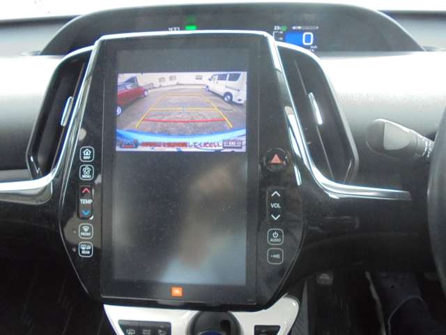 トヨタ プリウスＰＨＶ １．８ Ａ プレミアム H29年 (甲信越・北陸) 99