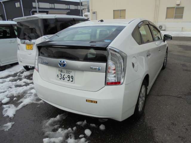トヨタ プリウスＰＨＶ １．８ Ｌ H27年 (甲信越・北陸) 99