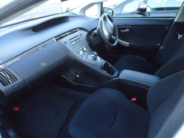 トヨタ プリウスＰＨＶ １．８ Ｌ H24年 (甲信越・北陸) 99
