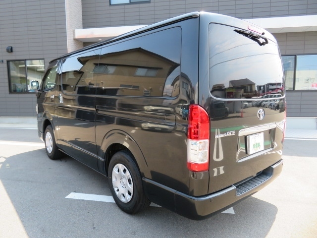 トヨタ レジアスエースバン ３．０ スーパーＧＬ ロングボディ ディーゼルターボ ４ＷＤ H26年 (甲信越・北陸) 99
