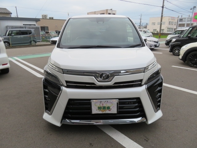 トヨタ ヴォクシー ２．０ ＺＳ 煌ＩＩ ４ＷＤ R1年 (甲信越・北陸) 99