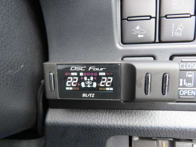 トヨタ ヴォクシー ２．０ ＺＳ 煌ＩＩ ４ＷＤ R1年 (甲信越・北陸) 99