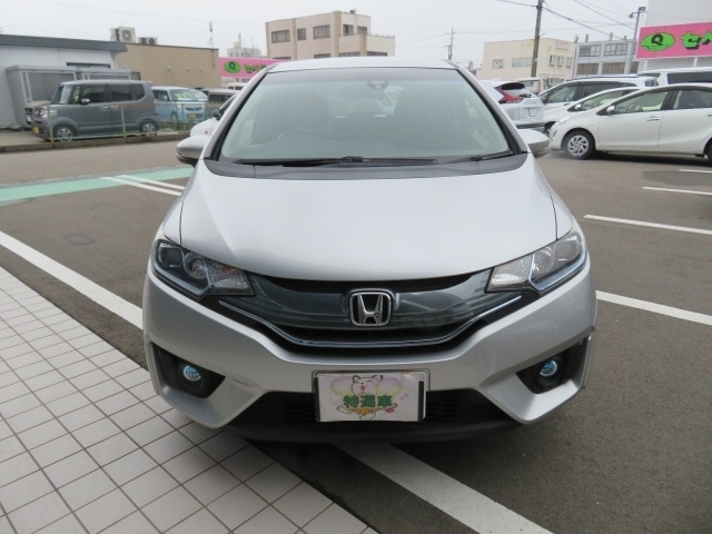 ホンダ フィット　ハイブリッド １．５ ハイブリッド Ｌパッケージ ４ＷＤ H27年 (甲信越・北陸) 99