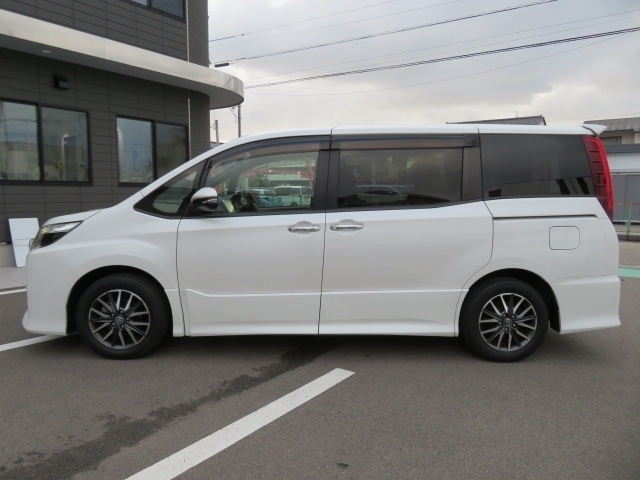 トヨタ ノア ２．０ ＳＩ ＷＸＢ H29年 (甲信越・北陸) 99