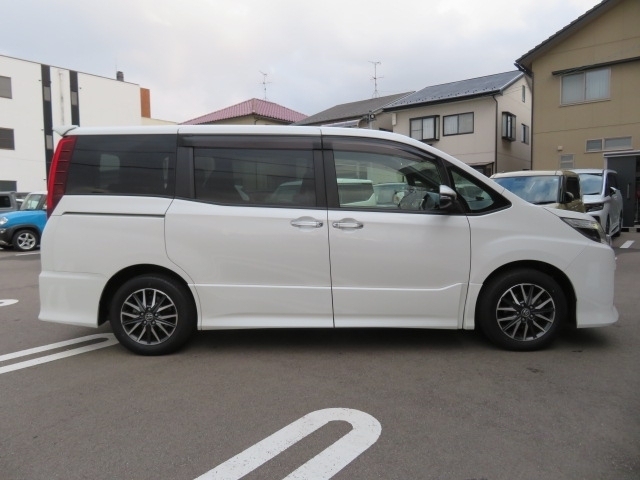 トヨタ ノア ２．０ ＳＩ ＷＸＢ H29年 (甲信越・北陸) 99