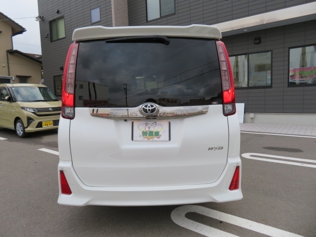 トヨタ ノア ２．０ ＳＩ ＷＸＢ H29年 (甲信越・北陸) 99