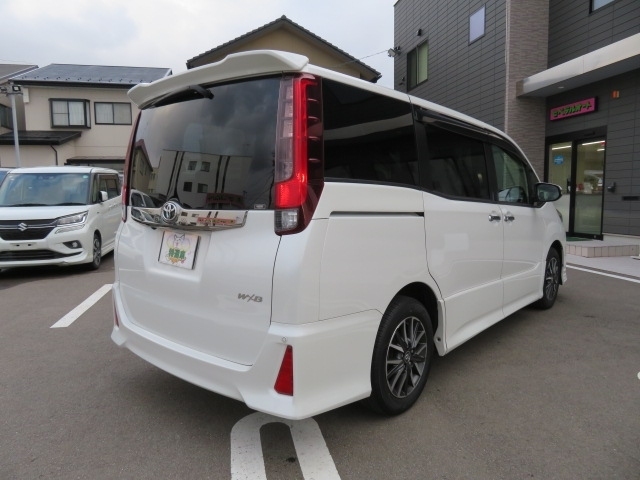 トヨタ ノア ２．０ ＳＩ ＷＸＢ H29年 (甲信越・北陸) 99
