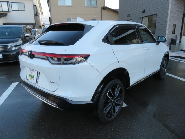ホンダ ヴェゼル １．５ Ｅ：ＨＥＶ Ｚ ４ＷＤ R3年 (甲信越・北陸) 99