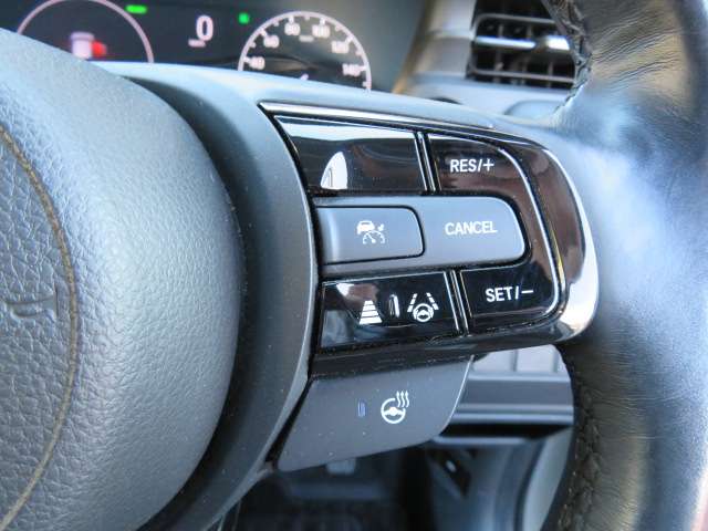 ホンダ ヴェゼル １．５ Ｅ：ＨＥＶ Ｚ ４ＷＤ R3年 (甲信越・北陸) 99