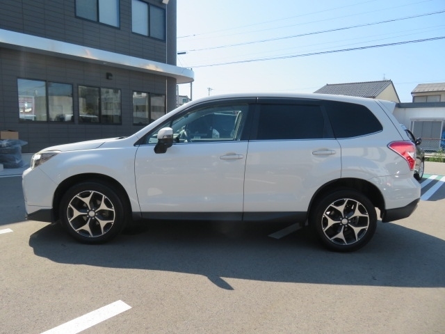 スバル フォレスター ２．０ Ｓ リミテッド ４ＷＤ H27年 (甲信越・北陸) 99
