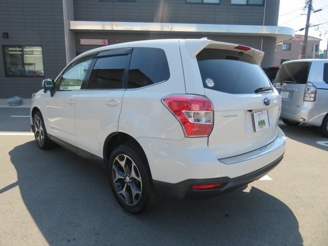 スバル フォレスター ２．０ Ｓ リミテッド ４ＷＤ H27年 (甲信越・北陸) 99