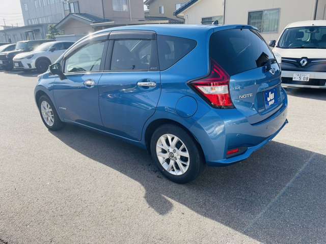 日産 ノート １．２ Ｅ－ＰＯＷＥＲ Ｘ ＦＯＵＲ ４ＷＤ R1年 (甲信越・北陸) 99