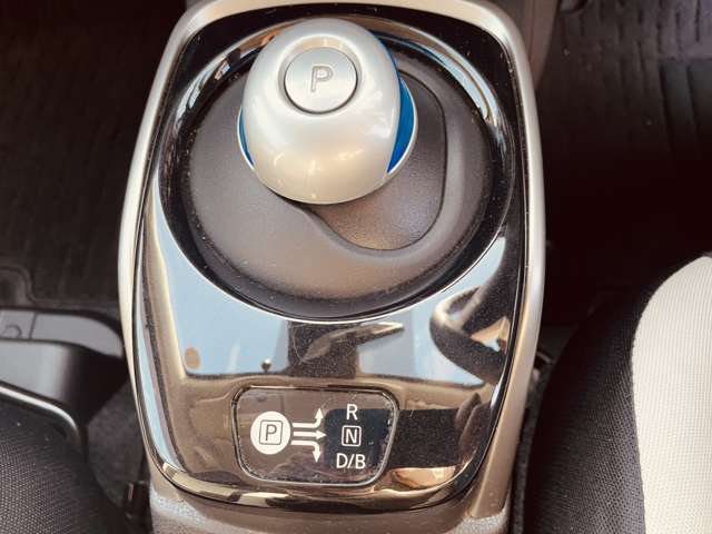 日産 ノート １．２ Ｅ－ＰＯＷＥＲ Ｘ ＦＯＵＲ ４ＷＤ R1年 (甲信越・北陸) 99