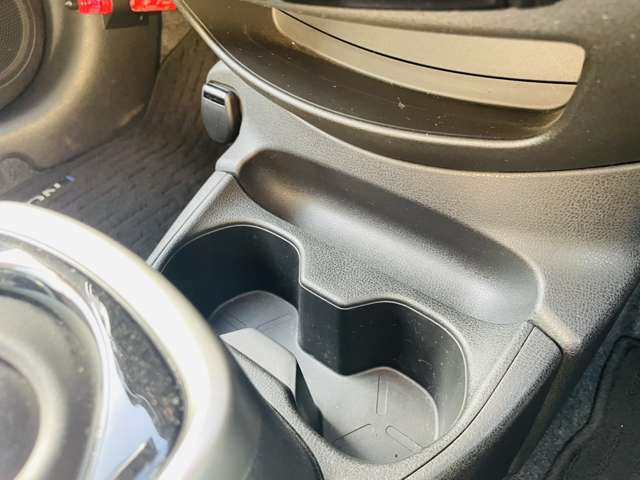 日産 ノート １．２ Ｅ－ＰＯＷＥＲ Ｘ ＦＯＵＲ ４ＷＤ R1年 (甲信越・北陸) 99
