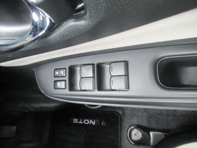 日産 ノート １．２ Ｅ－ＰＯＷＥＲ Ｘ H29年 (甲信越・北陸) 99