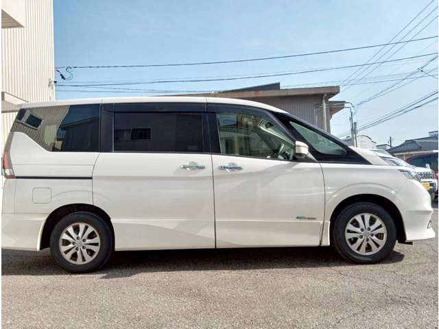 日産 セレナ ２．０ ハイウェイスター Ｖセレクション ４ＷＤ H30年 (甲信越・北陸) 99