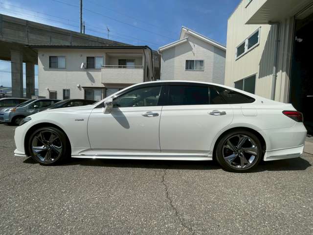トヨタ クラウン　ハイブリッド ハイブリッド ２．５ ＲＳ アドバンス ＦＯＵＲ ４ＷＤ R1年 (甲信越・北陸) 99