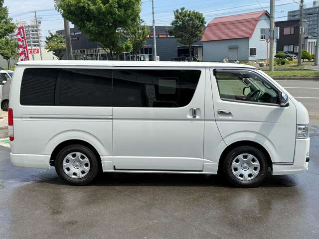 トヨタ ハイエースバン ２．８ スーパーＧＬ ロング ディーゼルターボ ４ＷＤ H30年 (北海道) 99