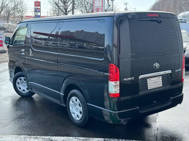 トヨタ ハイエースバン ２．８ スーパーＧＬ ロング ディーゼルターボ ４ＷＤ H30年 (北海道) 99