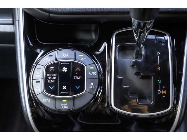 トヨタ エスクァイア ２．０ ＧＩ ４ＷＤ H30年 () 99