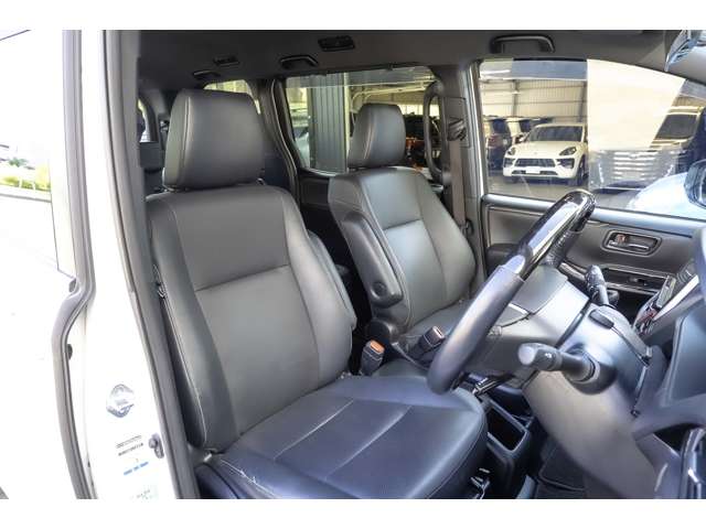 トヨタ エスクァイア ２．０ ＧＩ ４ＷＤ H30年 () 99