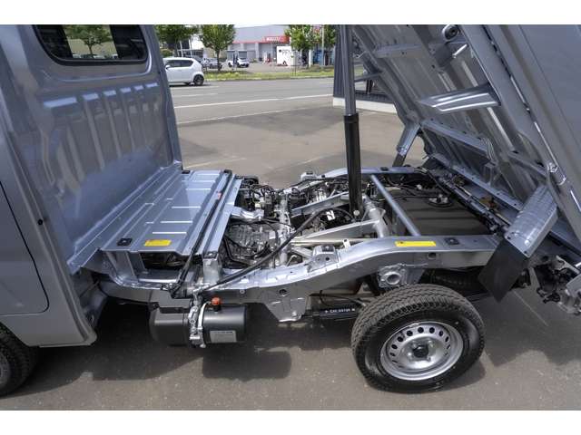 ダイハツ ハイゼットトラック ６６０ ローダンプ 電動モーター式 ３方開 ４ＷＤ R8年 () 99