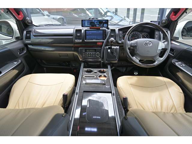 トヨタ レジアスエースバン ２．８ スーパーＧＬ ダークプライムＩＩ ロングボディ ディーゼルターボ ４ＷＤ H30年 (北海道) 99