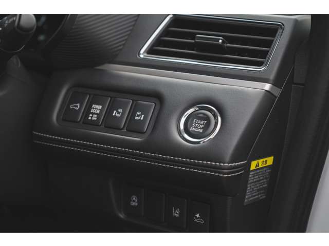 三菱 デリカ　Ｄ：５ ２．２ シャモニー 電動サイドステップ装着車 ディーゼルターボ ４ＷＤ R7年 (北海道) 99
