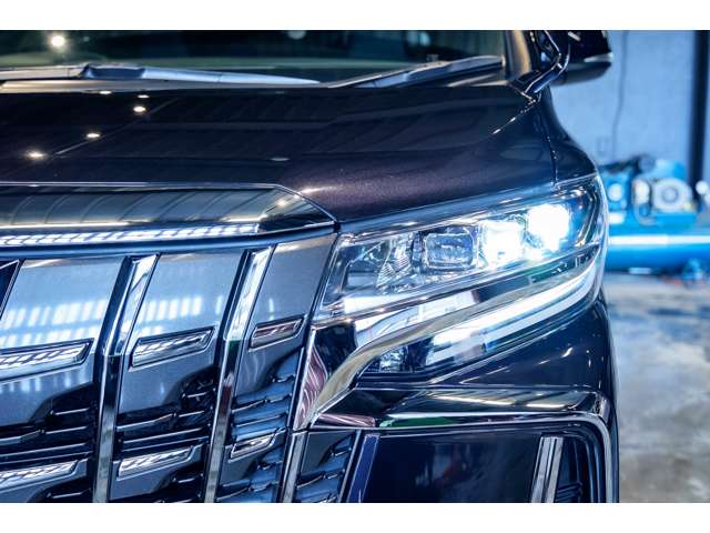 トヨタ アルファード　ハイブリッド ハイブリッド ２．５ Ｓ タイプゴールドＩＩ Ｅ－ＦＯＵＲ ４ＷＤ R4年 (北海道) 99