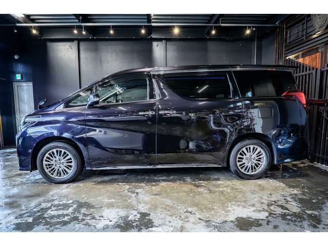 トヨタ アルファード　ハイブリッド ハイブリッド ２．５ Ｓ タイプゴールドＩＩ Ｅ－ＦＯＵＲ ４ＷＤ R4年 (北海道) 99