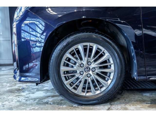 トヨタ アルファード　ハイブリッド ハイブリッド ２．５ Ｓ タイプゴールドＩＩ Ｅ－ＦＯＵＲ ４ＷＤ R4年 (北海道) 99