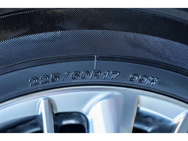 トヨタ アルファード　ハイブリッド ハイブリッド ２．５ Ｓ タイプゴールドＩＩ Ｅ－ＦＯＵＲ ４ＷＤ R4年 (北海道) 99