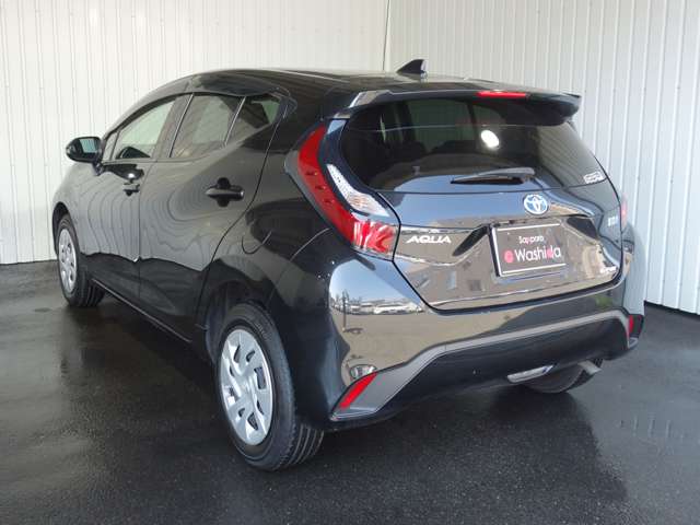 トヨタ アクア １．５ Ｘ Ｅ－ＦＯＵＲ ４ＷＤ R5年 (北海道) 99