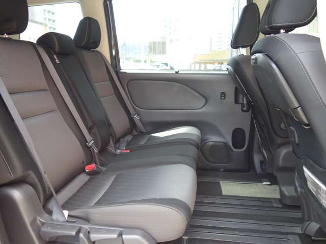 日産 セレナ ２．０ ハイウェイスター Ｖ ４ＷＤ R4年 (北海道) 99