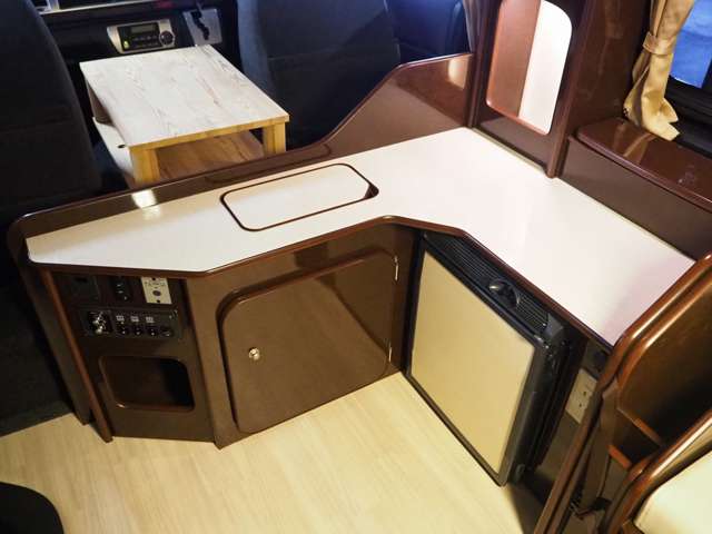 トヨタ ハイエースバン キャンピング H27年 (北海道) 99