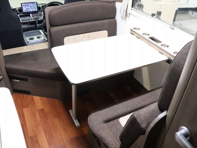 トヨタ カムロード キャンピング R1年 (北海道) 99