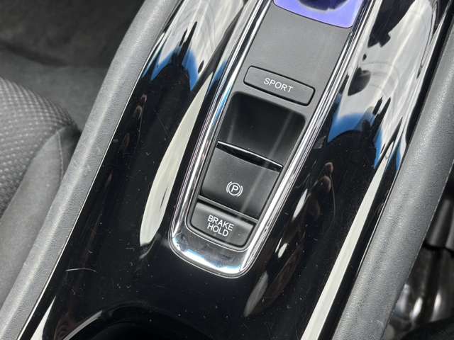 ホンダ ヴェゼル １．５ ハイブリッド Ｘ ホンダセンシング ４ＷＤ H29年 (北海道) 99