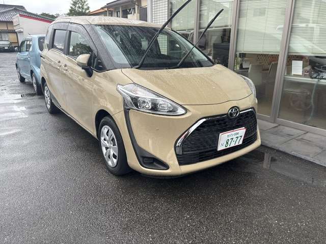 トヨタ シエンタ １．５ ファンベース Ｇ R2年 (九州・沖縄) 99