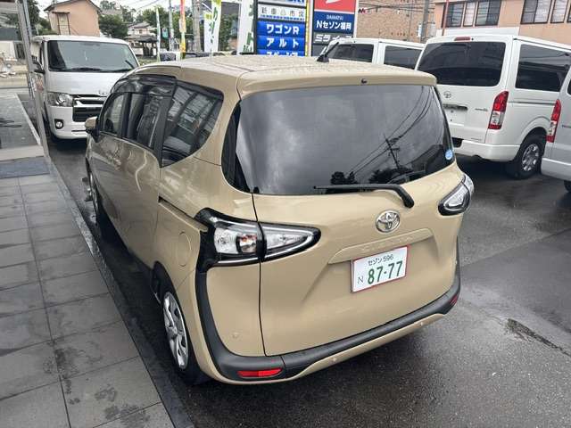 トヨタ シエンタ １．５ ファンベース Ｇ R2年 (九州・沖縄) 99