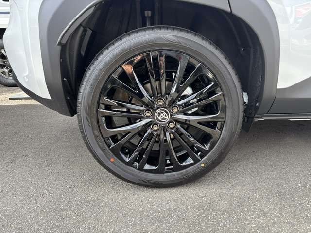 トヨタ ヤリスクロス　ハイブリッド １．５ ハイブリッド Ｚ ウルバーノ R8年 (九州・沖縄) 99