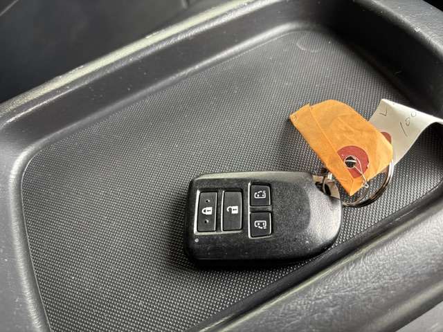 トヨタ ハイエースバン ２．８ スーパーＧＬ ダークプライム ロングボディ ディーゼルターボ H30年 (九州・沖縄) 99