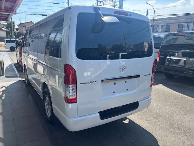 トヨタ ハイエースバン ２．８ スーパーＧＬ ダークプライム ロングボディ ディーゼルターボ H30年 (九州・沖縄) 99