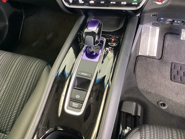 ホンダ ヴェゼル １．５ ハイブリッド Ｚ ホンダセンシング H29年 (九州・沖縄) 99