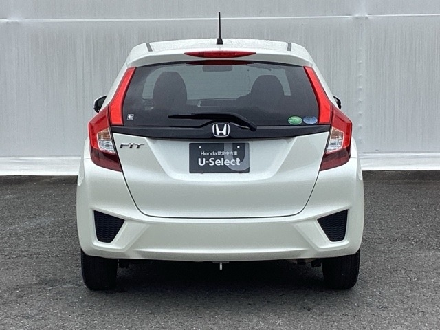 ホンダ フィット １．３ １３Ｇ Ｆパッケージ H27年 (九州・沖縄) 99