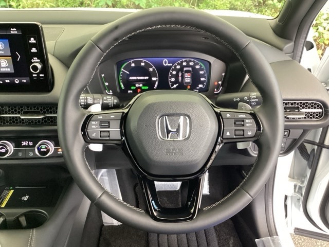 ホンダ ＺＲ－Ｖ ２．０ Ｅ：ＨＥＶ Ｘ ブラックスタイル R7年 (九州・沖縄) 99