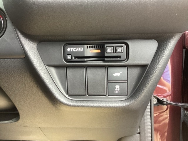 ホンダ ＺＲ－Ｖ ２．０ Ｅ：ＨＥＶ Ｚ ブラックスタイル R7年 (九州・沖縄) 99