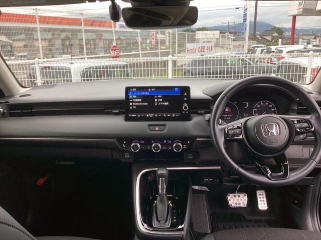 ホンダ ヴェゼル １．５ Ｅ：ＨＥＶ Ｚ R4年 (九州・沖縄) 99