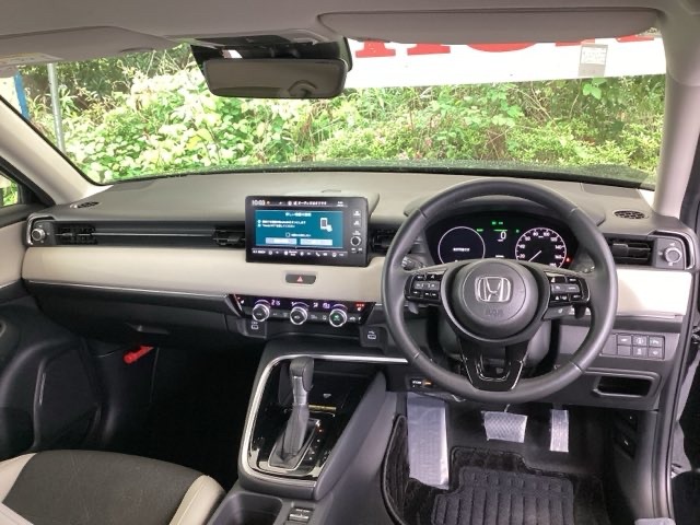 ホンダ ヴェゼル １．５ Ｅ：ＨＥＶ Ｚ R6年 (九州・沖縄) 99